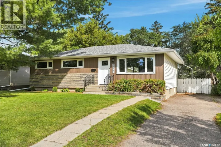 2805 Cumberland AVENUE S, Saskatoon, Saskatchewan S7J2A5