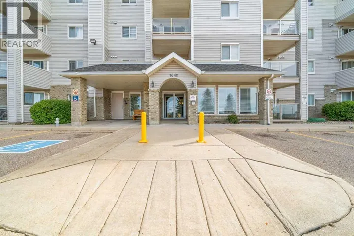 216, 1648 Saamis Drive NW, Medicine Hat, Alberta T1C4X1