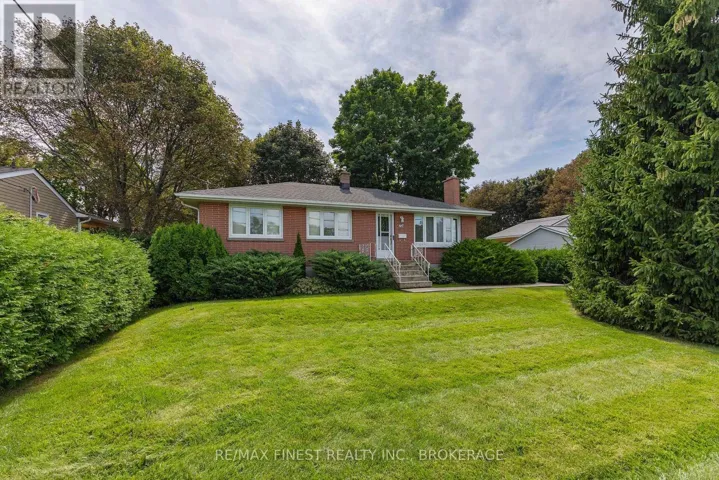721 FRONT ROAD, Kingston (City SouthWest), Ontario K7M5R6