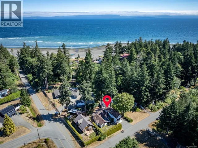 1162 Booth Rd SW, Comox, British Columbia V9M4B4