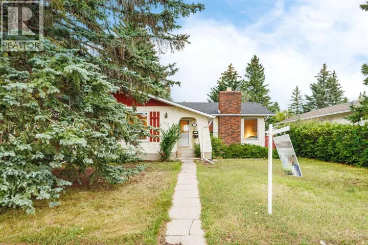112 Silverthorn Road NW, Calgary, Alberta T3B4G1