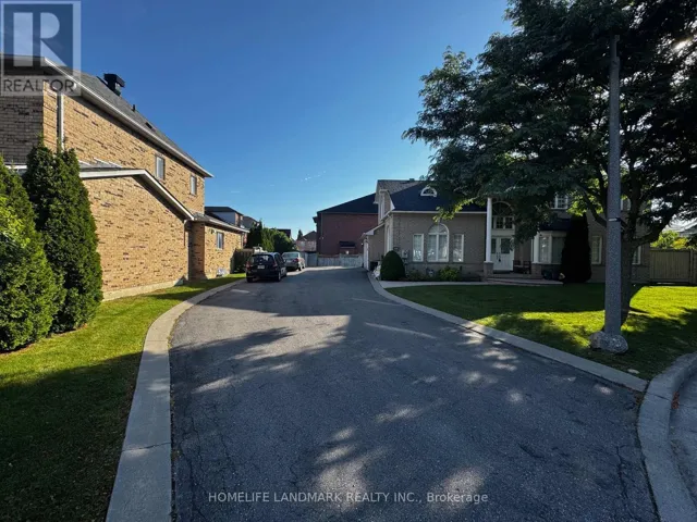 33 RAMSGATE COURT, Markham (Milliken Mills East), Ontario L3S4R3