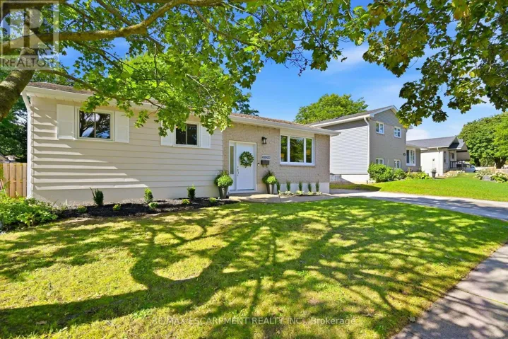 2120 CAVENDISH DRIVE, Burlington (Brant Hills), Ontario L7P1Z3