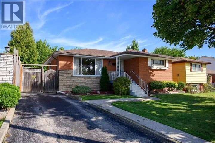 50 BERKO Avenue, Hamilton, Ontario L8V2R2