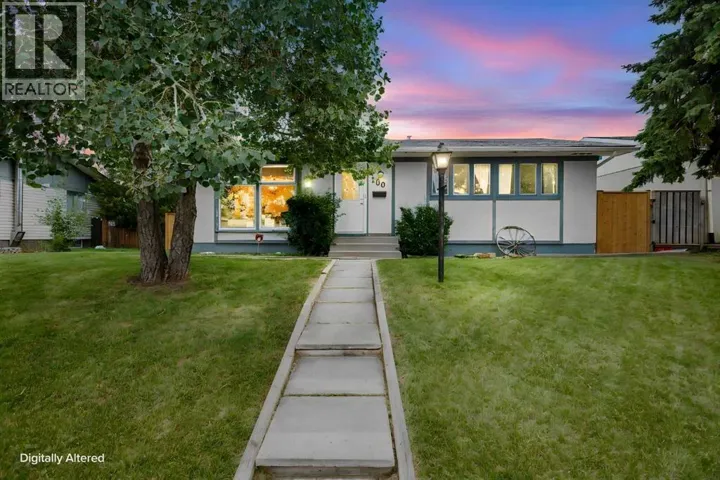 100 Marbrooke Circle NE, Calgary, Alberta T2A2W6