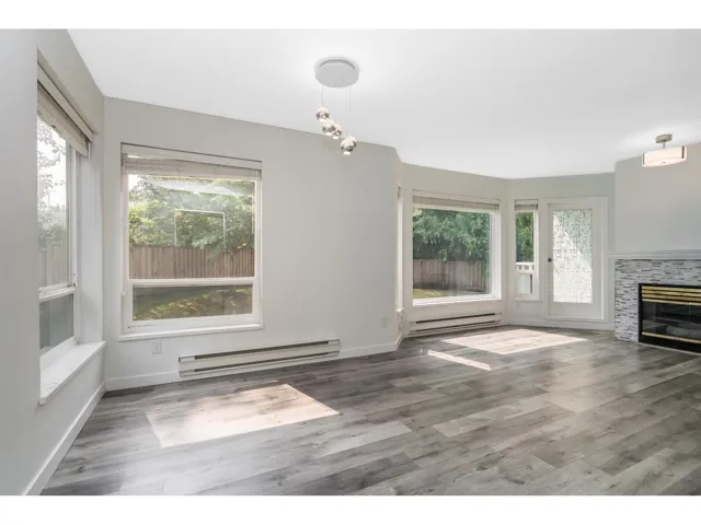 203 2855 152 STREET, Surrey, British Columbia V4P1H2