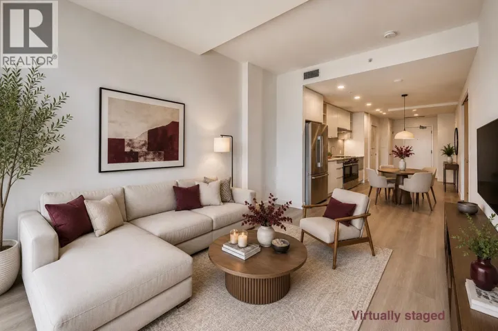 557 422 E 3RD STREET, North Vancouver, British Columbia V7L0K1