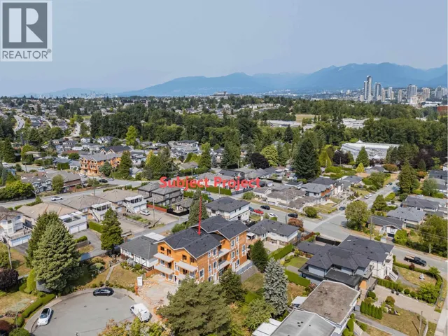 3 4561 CHARLOTTE COURT, Burnaby, British Columbia V5G3T9