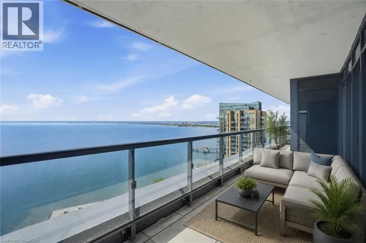 370 MARTHA Street Unit# 2104, Burlington, Ontario L7R0G9