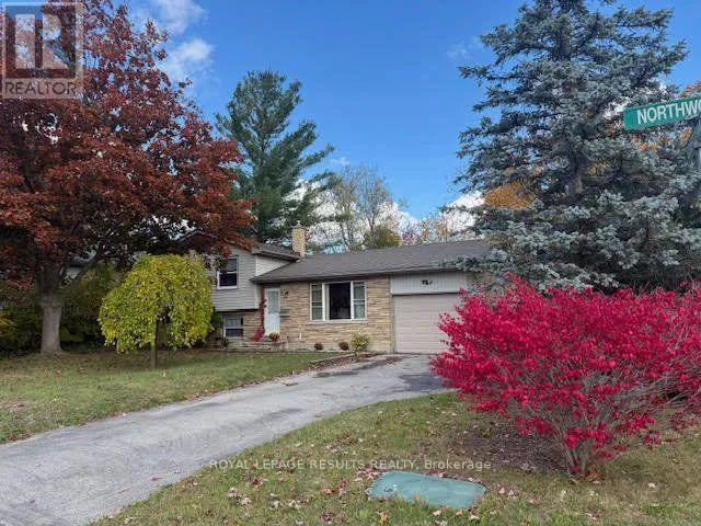2 NORTHWOOD PLACE, St. Thomas, Ontario N5P2J4