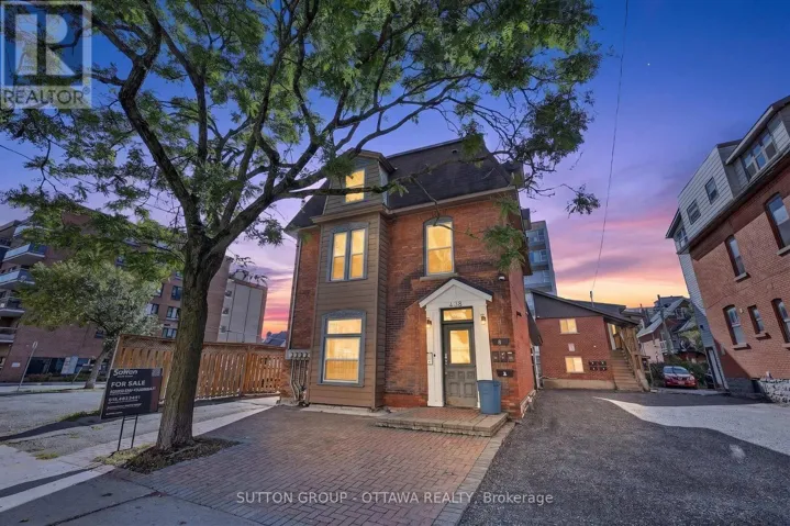 438 LEWIS STREET, Ottawa, Ontario K2P0T3