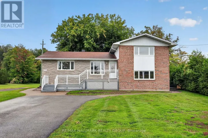 3649 NAVAN ROAD, Ottawa, Ontario K4B1H9
