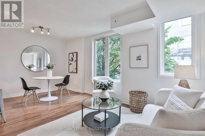 635 - 92 STRACHAN AVENUE, Toronto (Niagara), Ontario M6K3M6