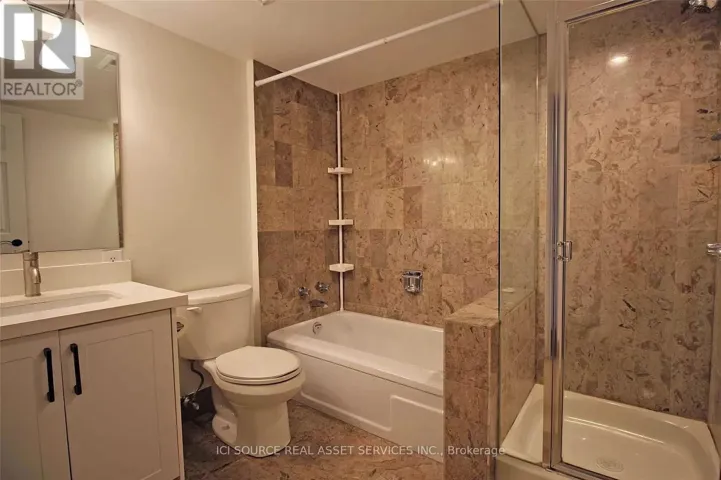 701 - 5795 YONGE STREET, Toronto (Newtonbrook East), Ontario M2M4J3