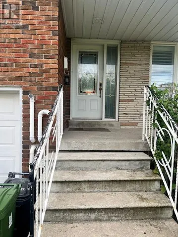 MAIN - 566 PHARMACY AVENUE, Toronto (Clairlea-Birchmount), Ontario M1L3G9