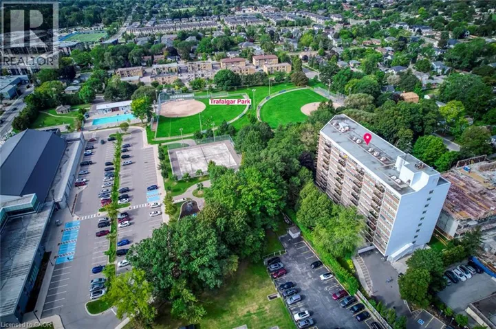 212 KERR Street Unit# 906, Oakville, Ontario L6K3B1