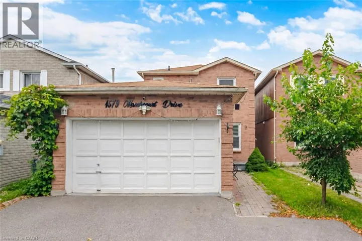 1579 MARSHCOURT Drive, Pickering, Ontario L1V6G5