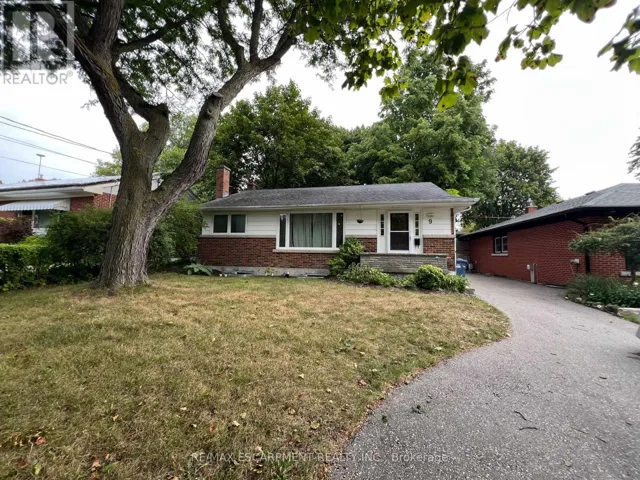9 COLLINGWOOD STREET, Guelph (Riverside Park), Ontario N1E3R2