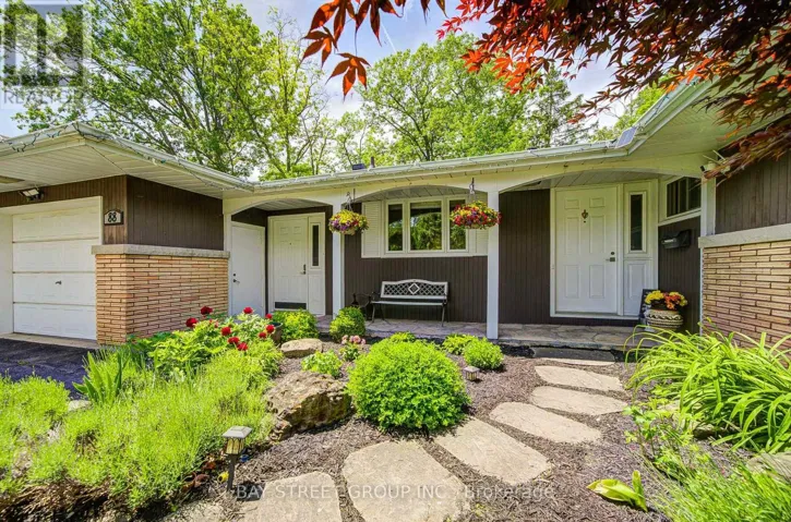 88 MARSDALE DRIVE, St. Catharines (Glendale/Glenridge), Ontario L2T3S9