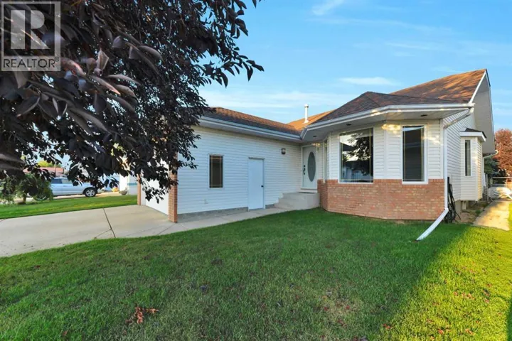 11 Detlor Close, Red Deer, Alberta T4R2M3
