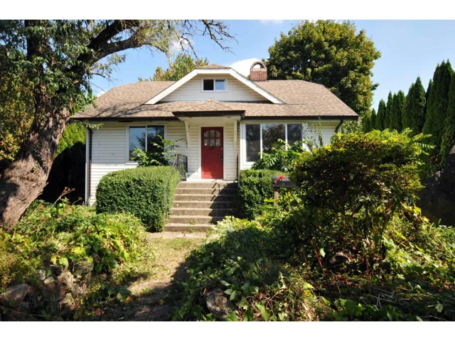 9494 HAZEL STREET, Chilliwack Proper East, Chilliwack, British Columbia V2P5N1