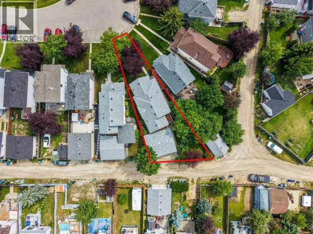 32 Country Hills Mews NW, Calgary, Alberta T3K4S4