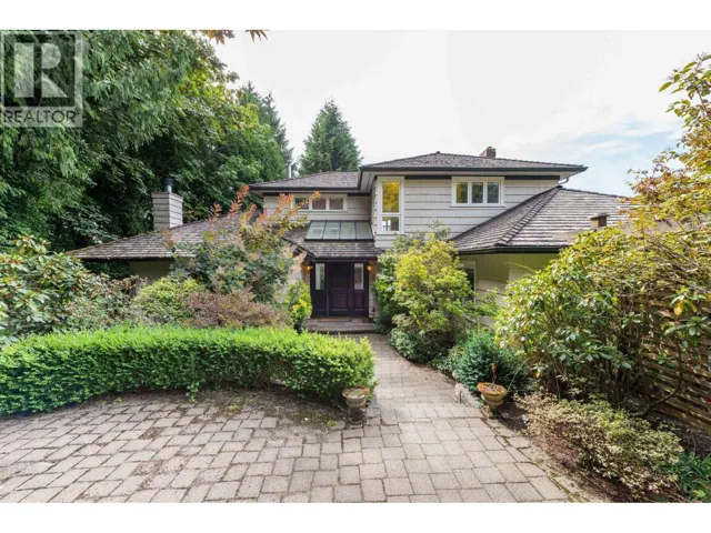 1340 PALMERSTON AVENUE, West Vancouver, British Columbia V7T2H7