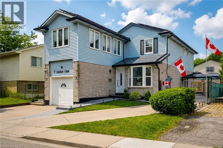 8 DALTON Gate, Stoney Creek, Ontario L8J1Z4