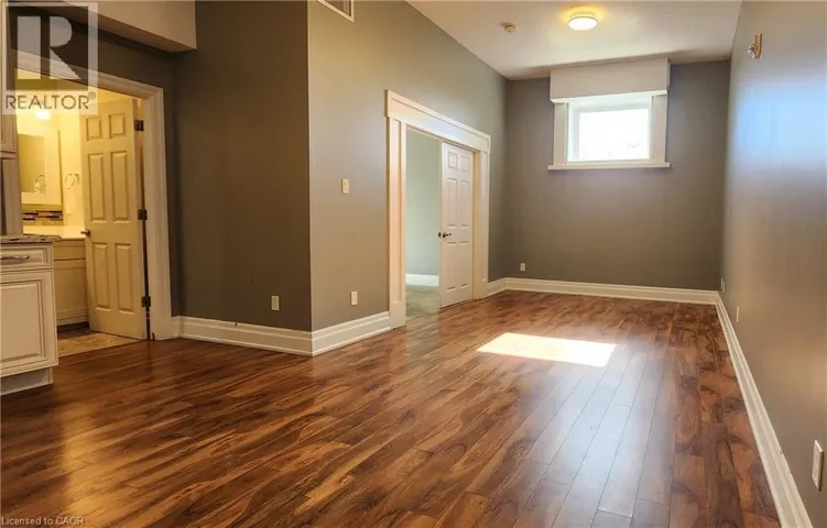 757 KING Street E Unit# 204, Cambridge, Ontario N3H3N8