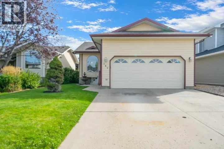 365 Stratton Way SE, Medicine Hat, Alberta T1A1K3