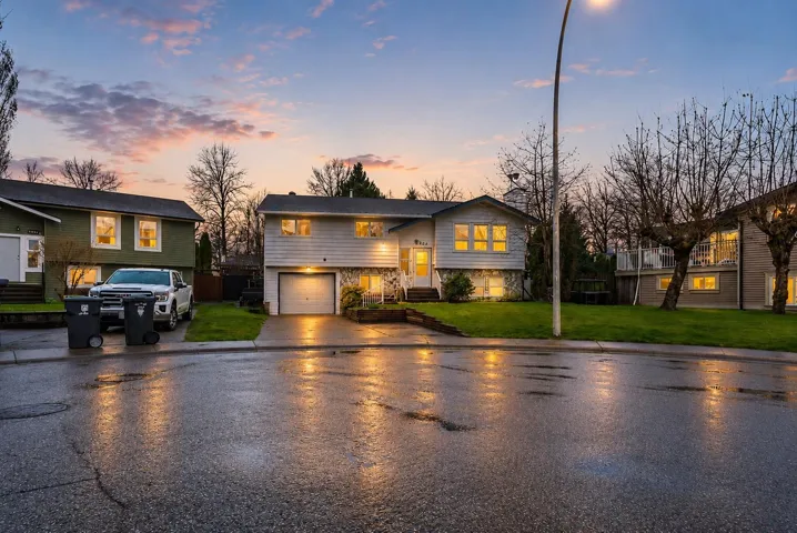 26824 ALDER DRIVE, Langley, British Columbia V4W3G9