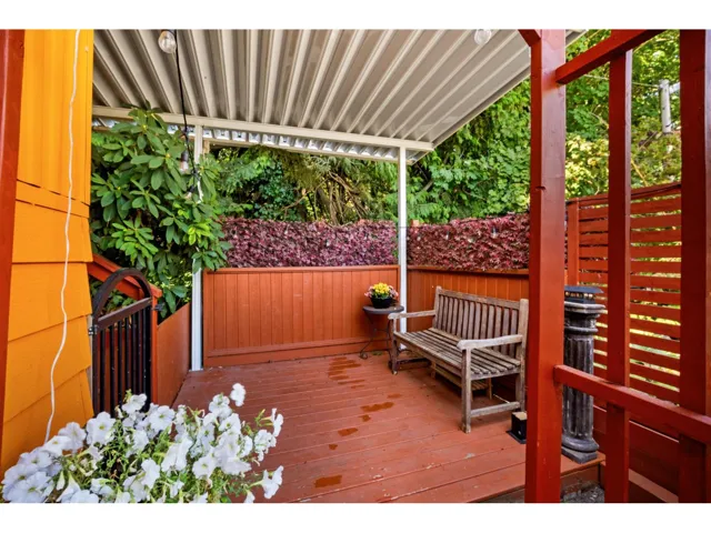 3 6280 KING GEORGE BOULEVARD, Surrey, British Columbia V3X1E9