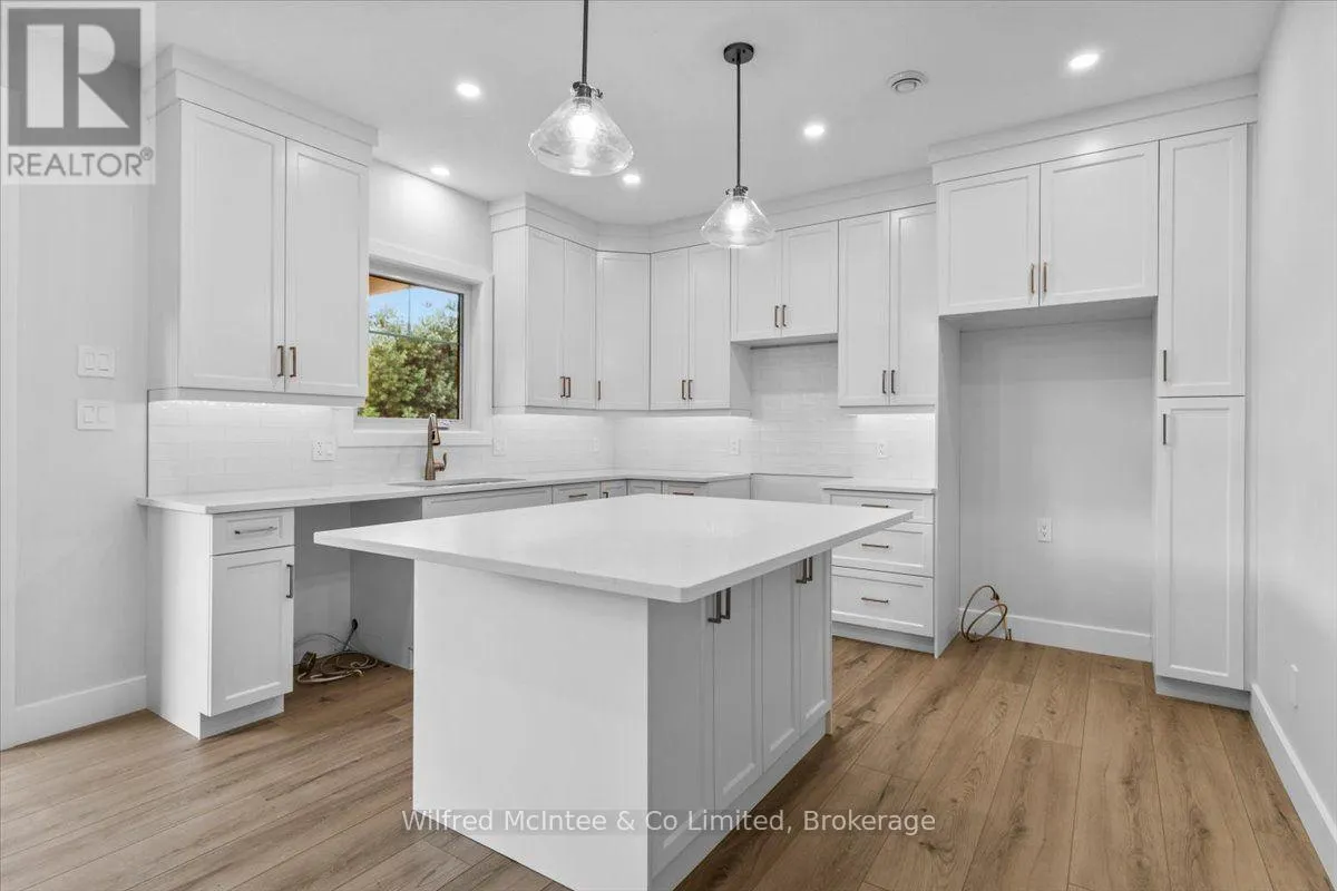 Kitchen Kitchen