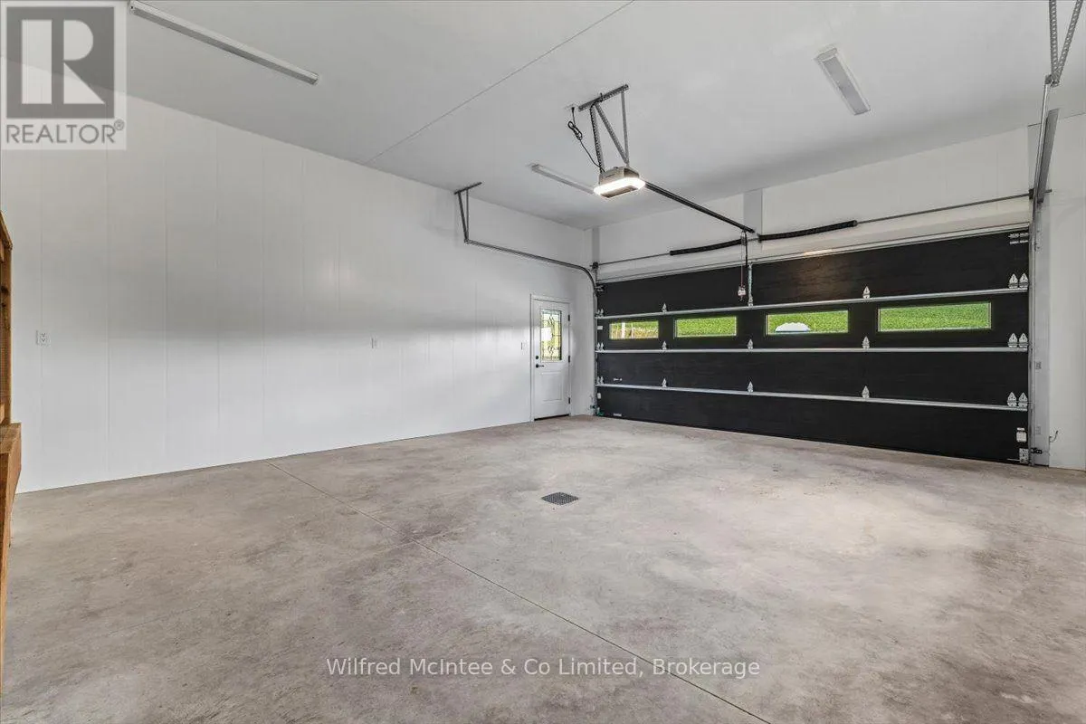 Garage Garage