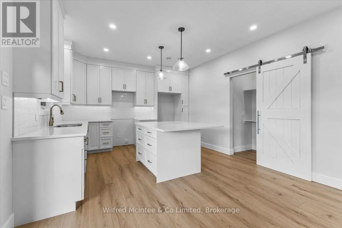 Kitchen Kitchen