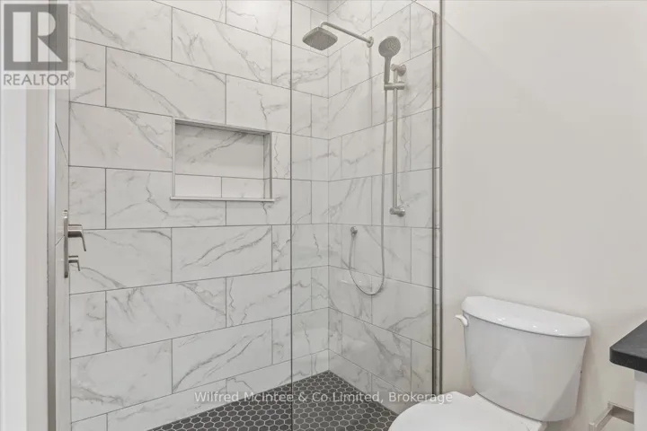 Primary Ensuite