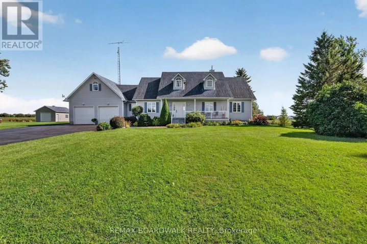 1064 ROUTE 400, Russell, Ontario K0A1W0