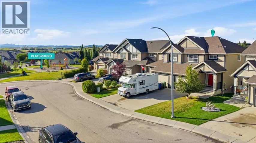 161 Sunset Common, Cochrane, Alberta T4C0L9