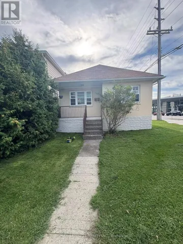 1 - 2 HOLLAND AVENUE, Ottawa, Ontario K1Y0X4