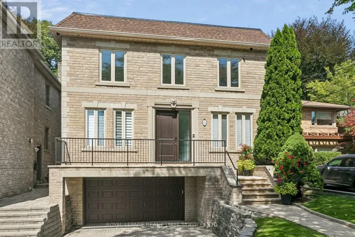 42 RYKERT CRESCENT, Toronto (Leaside), Ontario M4G2S9
