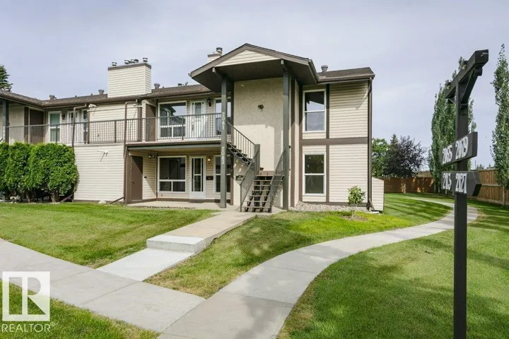 2083 SADDLEBACK RD NW, Edmonton, Alberta T6J4T4