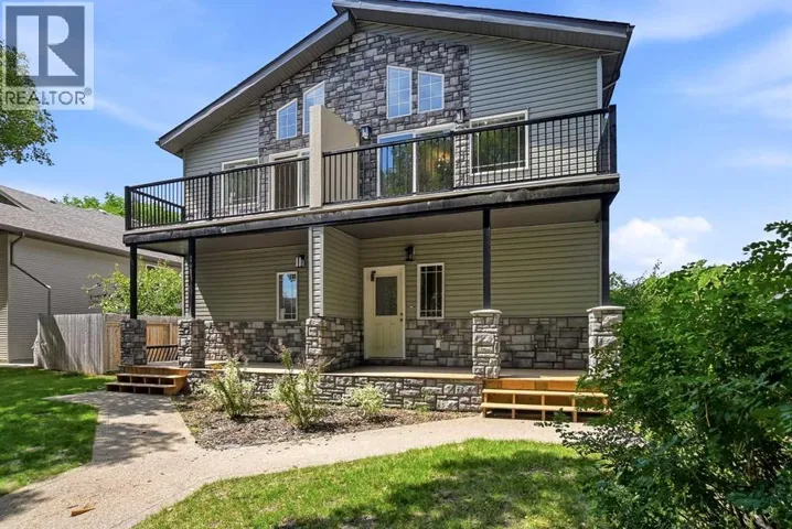5242 51 Street, Lacombe, Alberta T4L1H7