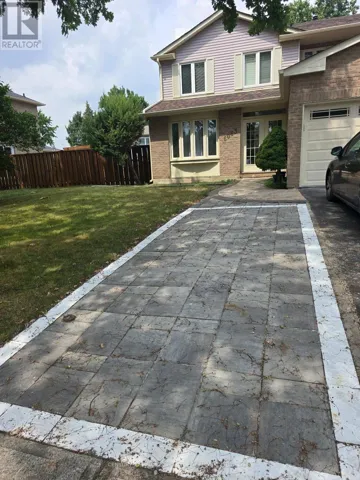 6063 FARMSTEAD LANE, Mississauga (Meadowvale), Ontario L5N2Y9