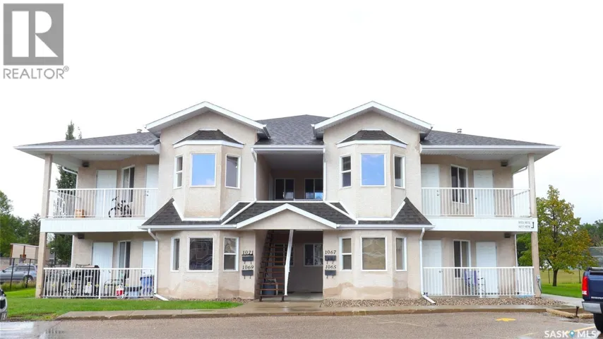 1067 BIRCHWOOD PLACE, Regina, Saskatchewan S4S7L1