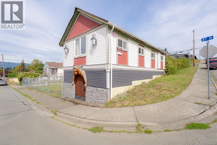 3203 2nd Ave, Port Alberni, British Columbia V9Y4C5