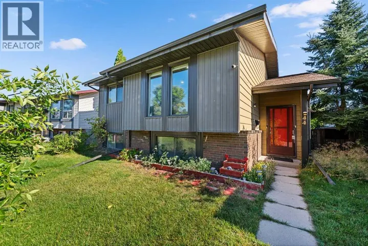 44 Templemont Drive NE, Calgary, Alberta T1Y4Z6