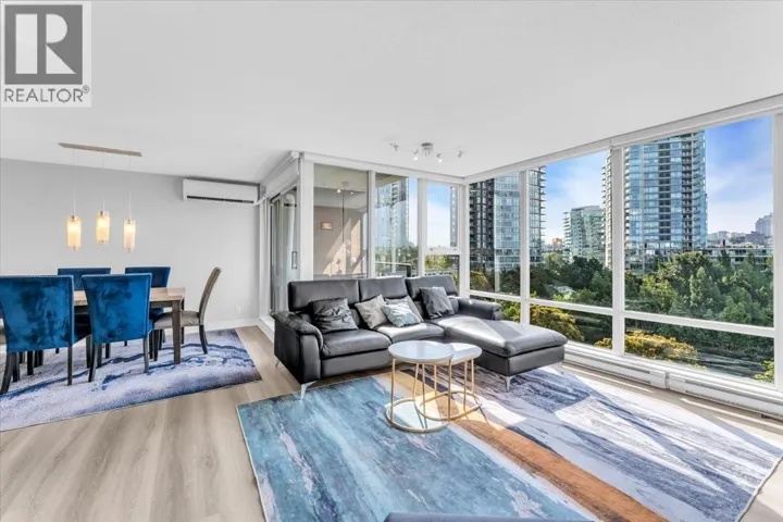 705 583 BEACH CRESCENT, Vancouver, British Columbia V6Z3E6