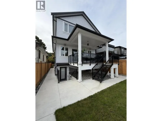 2743 MCGILL STREET, Vancouver, British Columbia V5K1H4