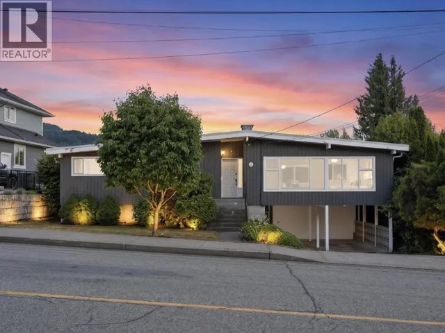 87 MUNDY STREET, Coquitlam, British Columbia V3K5L5