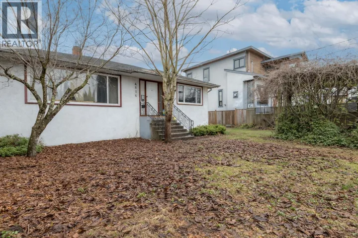 4856 SMITH AVENUE, Burnaby, British Columbia V5G2W4